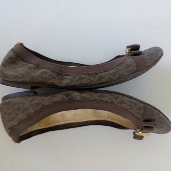 MK | Michael Kors Dixie woman’s ballet flat. Size: 9 M. - Picture 4 of 6